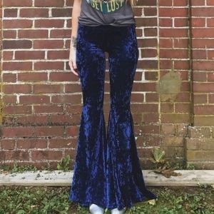 Crushed Velvet Bells